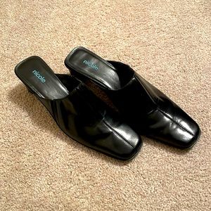 Nicole size 9 1/2 black mules